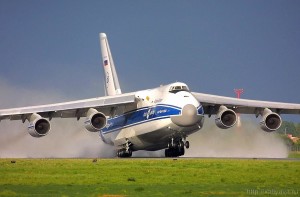 АВИАЦИЯ В ПЕРЕВОЗКЕ ГРУЗОВ